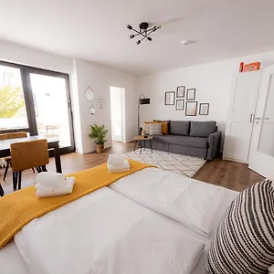Apartment Come4stay - Seidenhof I Voll Ausgestattete Kueche I Balkon I Badezimmer, Passau